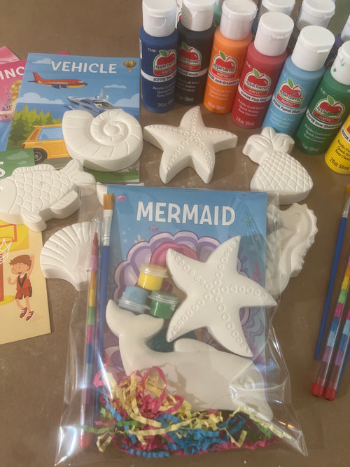 12 Pcs Sea Creatures-Paintable Plaster Figurines with Coloring Book